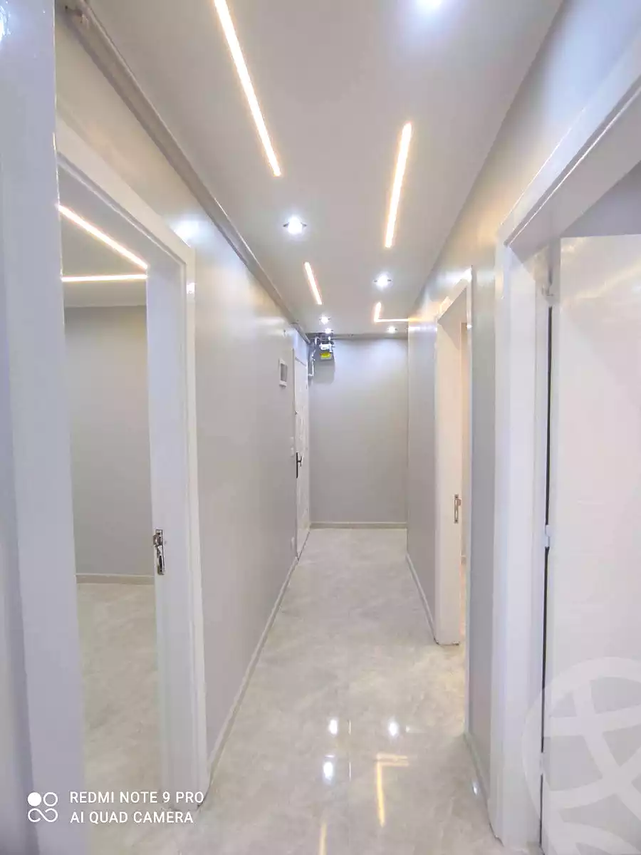 https://aqarmap.com.eg/ar/listing/7148233-for-sale-alexandria-el-asafra-shr-45