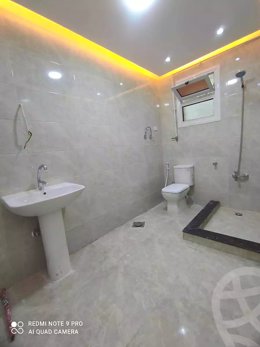 https://aqarmap.com.eg/ar/listing/7148233-for-sale-alexandria-el-asafra-shr-45