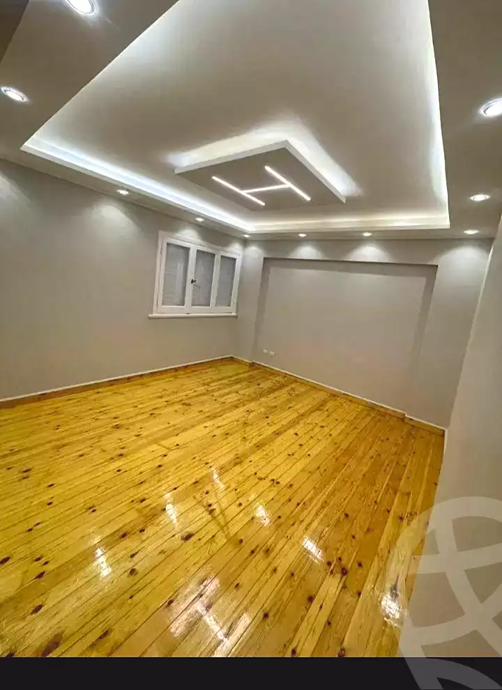 https://aqarmap.com.eg/ar/listing/7148249-for-rent-alexandria-miami-shr-jml-bd-lnsr