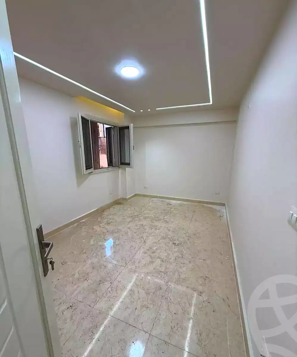 https://aqarmap.com.eg/ar/listing/7148463-for-sale-alexandria-miami-el-arman-st