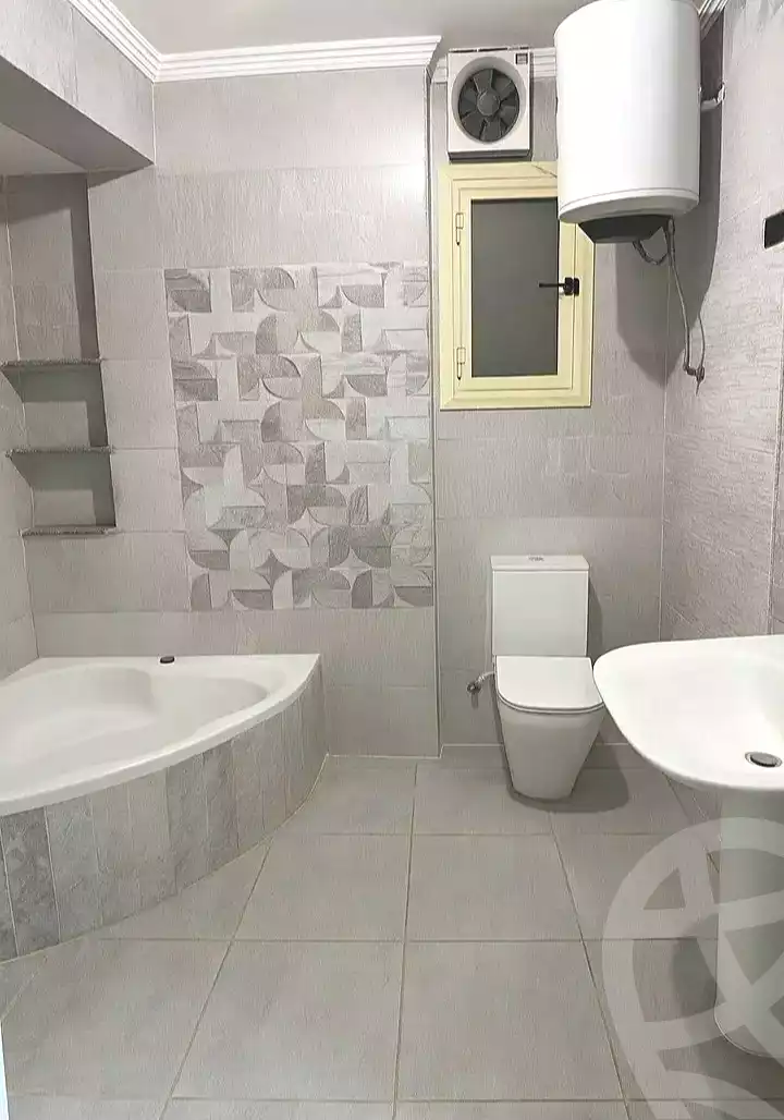 https://aqarmap.com.eg/ar/listing/7148451-for-sale-alexandria-al-agamy-lbytsh-qased-kareem-st