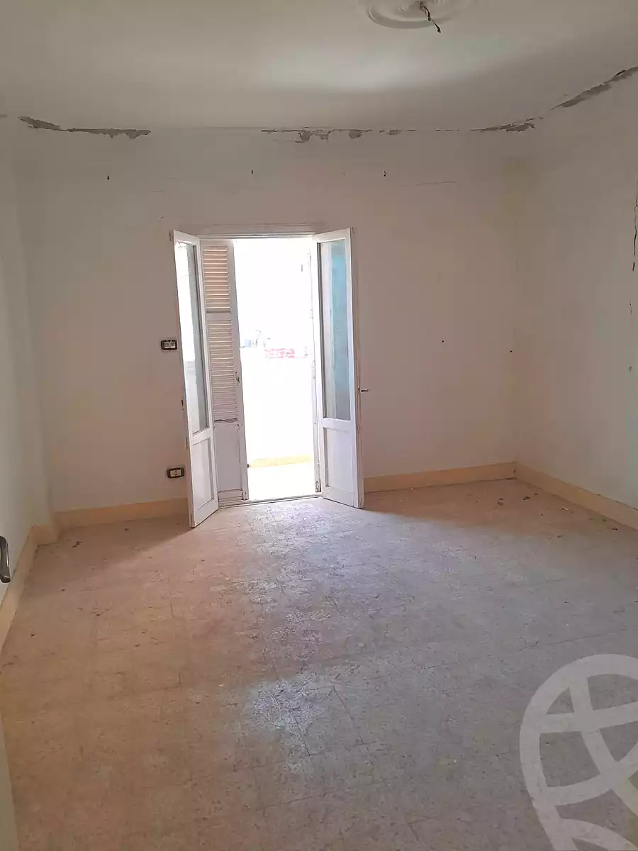 https://aqarmap.com.eg/ar/listing/7149903-for-sale-alexandria-al-agamy-el-hanouvel-el-salam-st