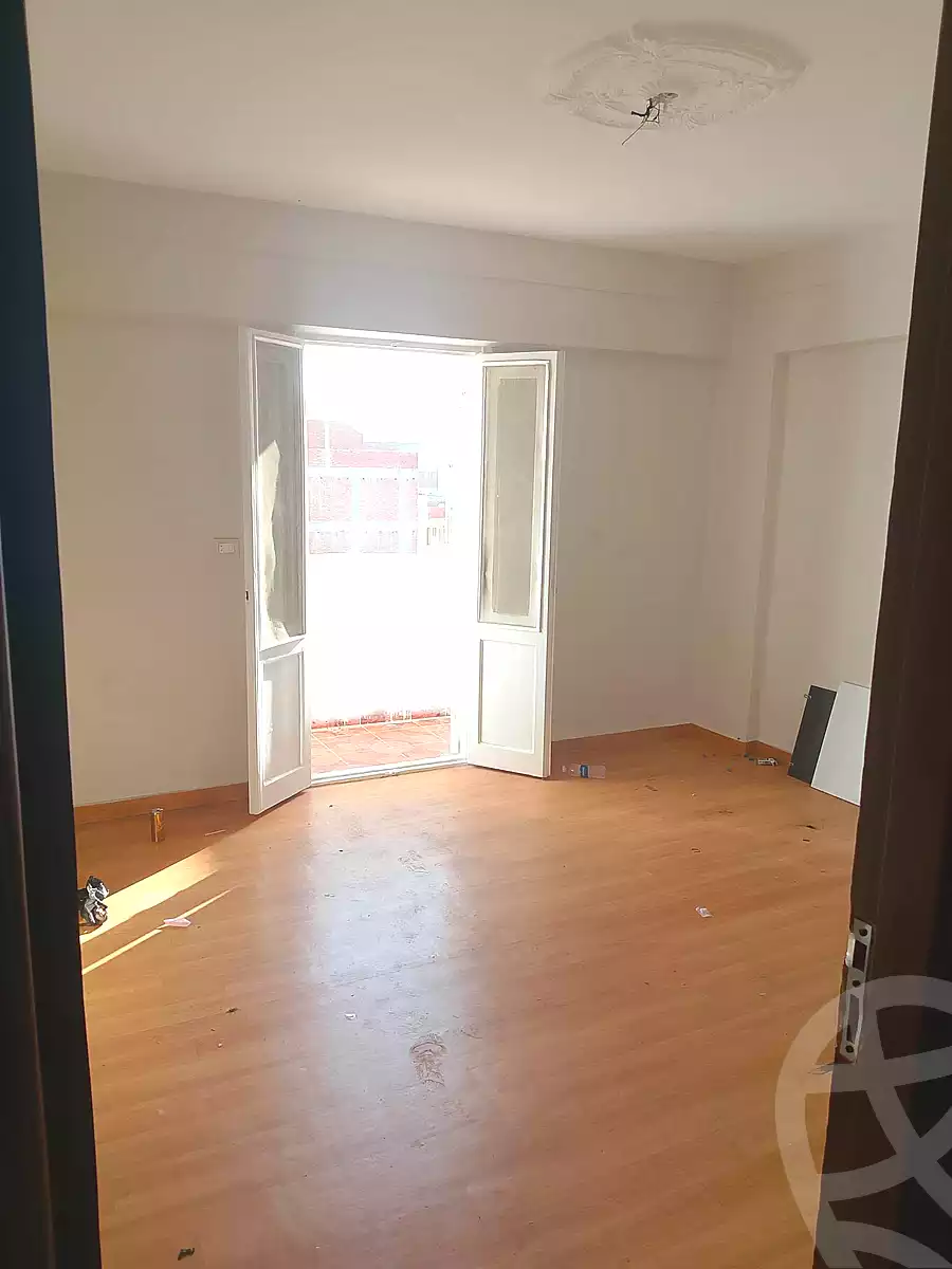 https://aqarmap.com.eg/ar/listing/7149921-for-sale-alexandria-al-agamy-el-hanouvel-el-salam-st