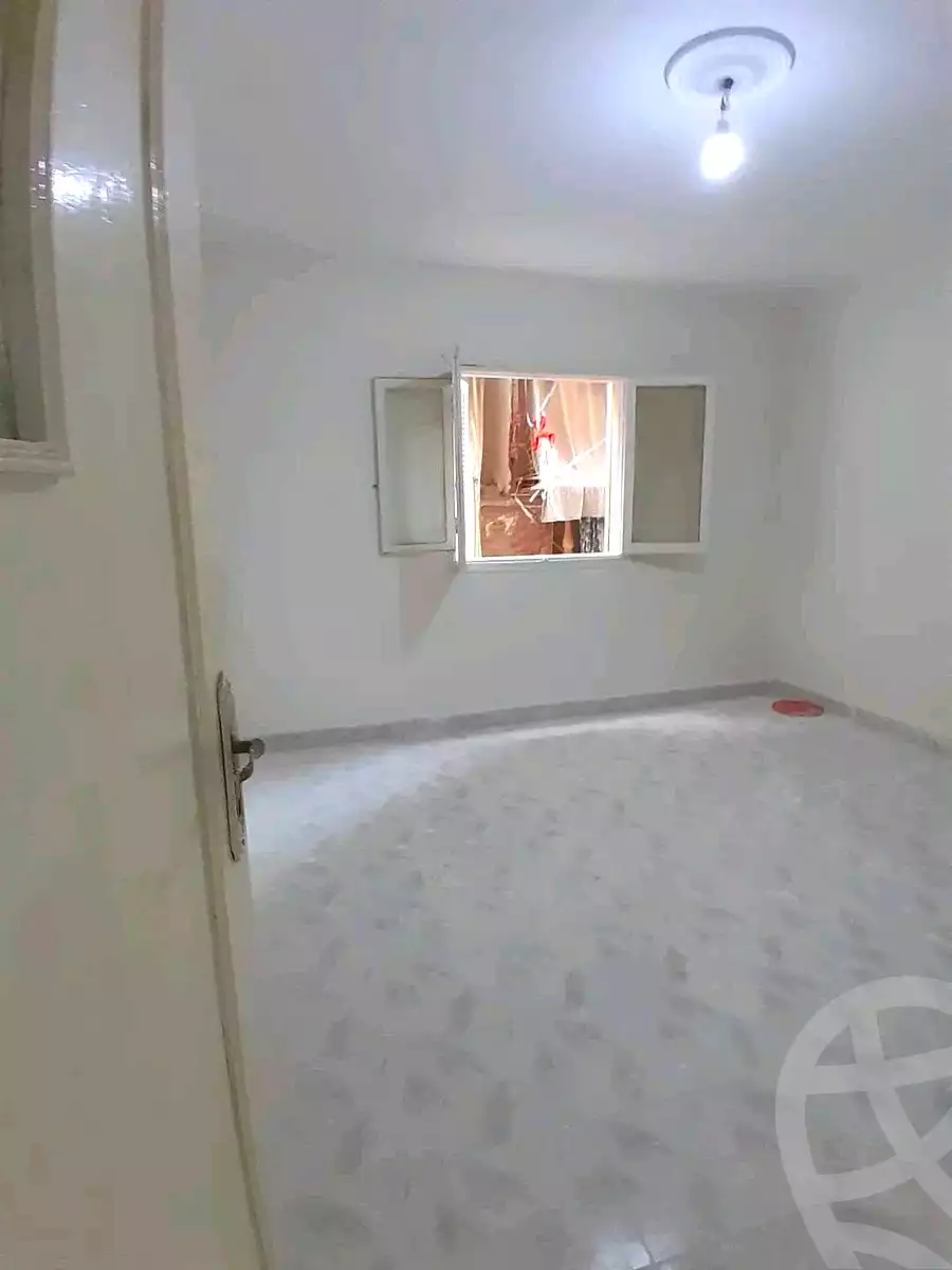 https://aqarmap.com.eg/ar/listing/7149939-for-sale-alexandria-al-agamy-el-hanouvel-radwan-st