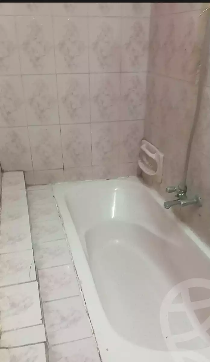 https://aqarmap.com.eg/en/listing/7149964-for-sale-cairo-ain-shams-ain-shams-el-sharkia-el-eshrein-stt