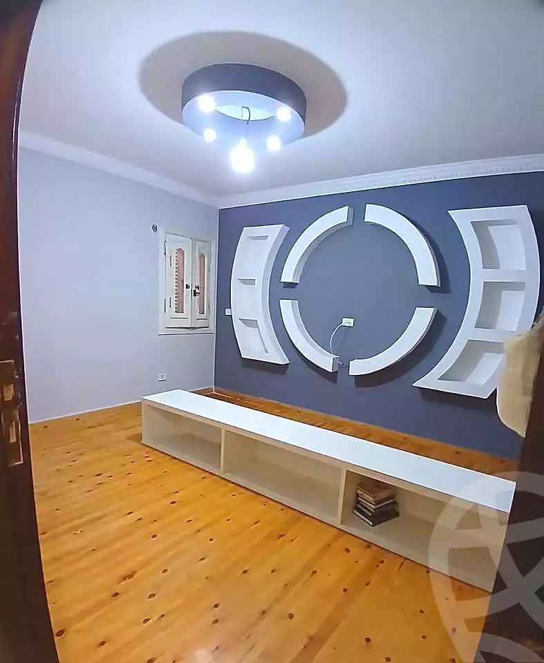 https://aqarmap.com.eg/en/listing/7150080-for-rent-alexandria-glim