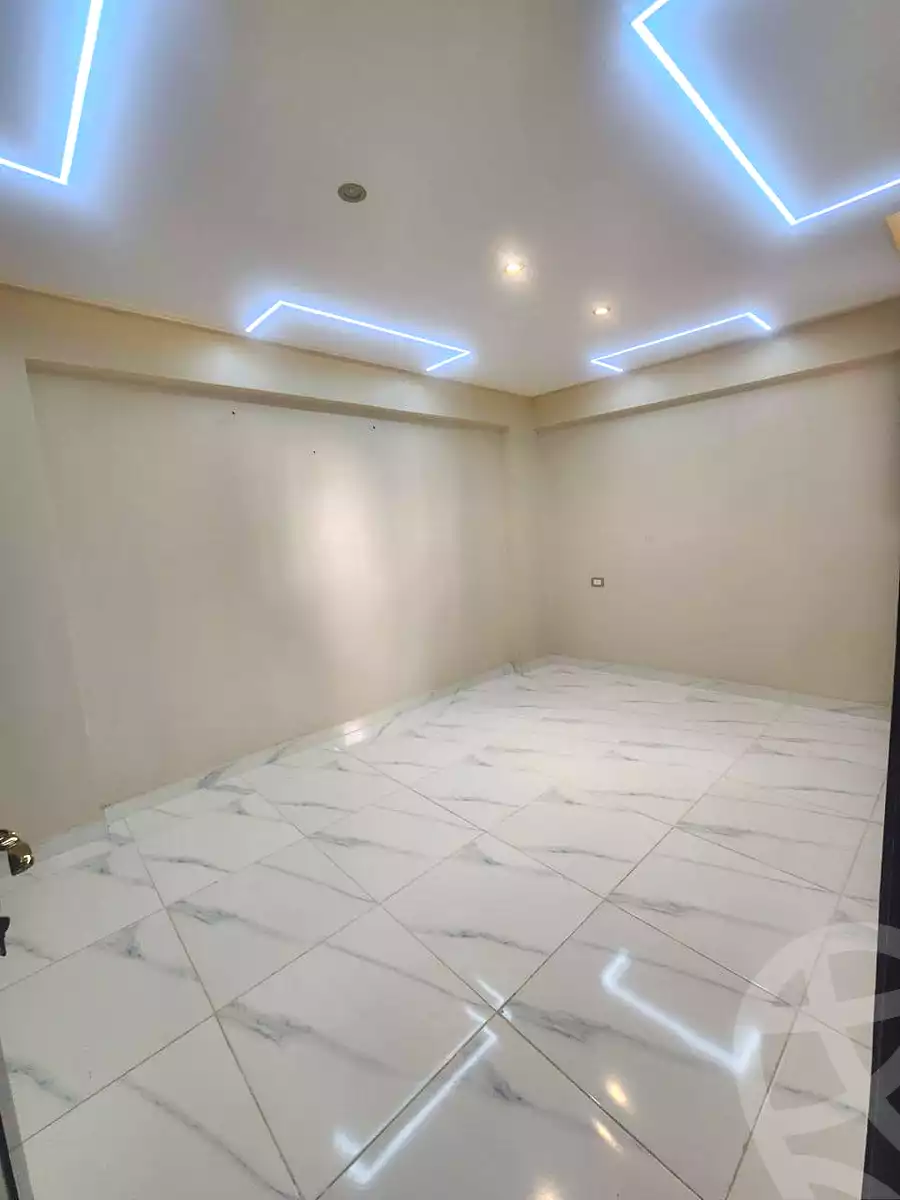 https://aqarmap.com.eg/ar/listing/7150083-for-sale-alexandria-lsywf-el-falki