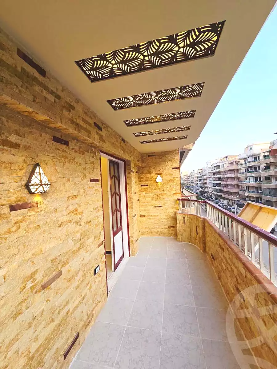 https://aqarmap.com.eg/ar/listing/7150098-for-sale-alexandria-al-agamy-shataa-el-nakheel