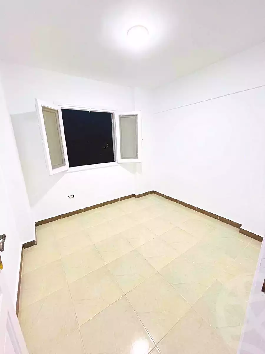 https://aqarmap.com.eg/ar/listing/7150106-for-sale-alexandria-al-agamy-shataa-el-nakheel