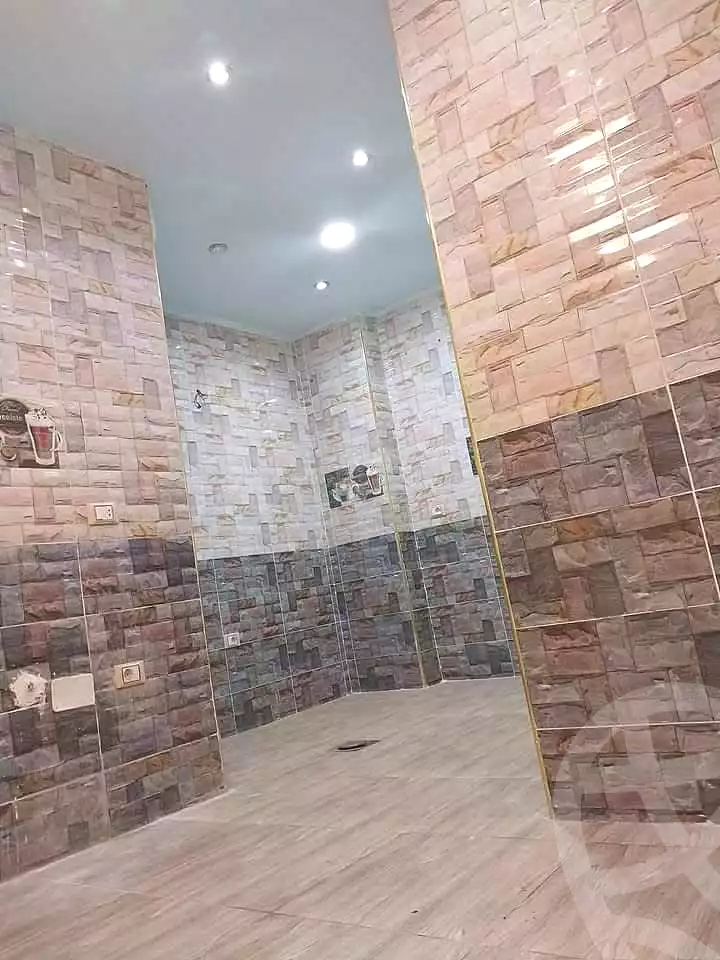 https://aqarmap.com.eg/en/listing/7150792-for-sale-cairo-helwan-helwan-el-sharkeya-ryad-pasha-st