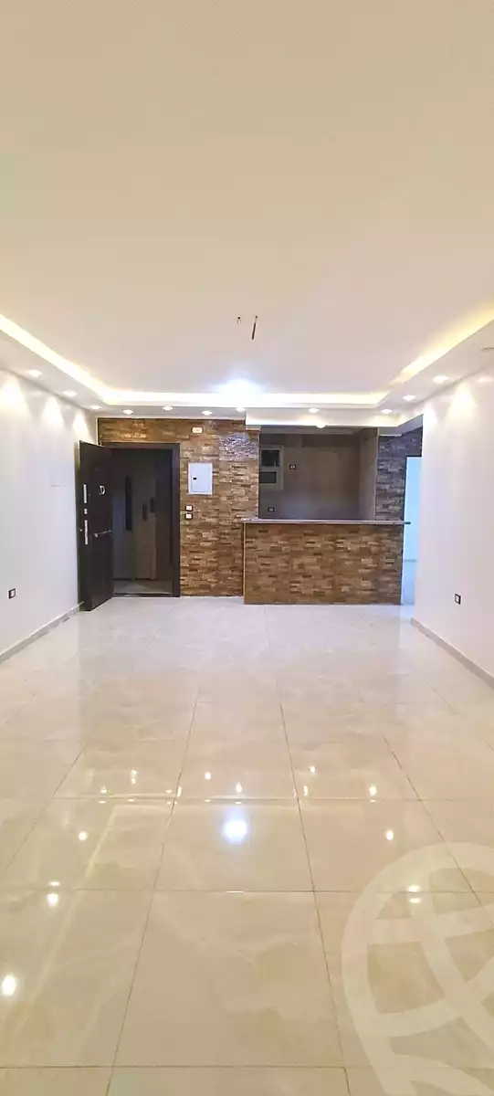 https://aqarmap.com.eg/en/listing/7151033-for-sale-cairo-helwan-hadayek-helwan-nile-corniche-st