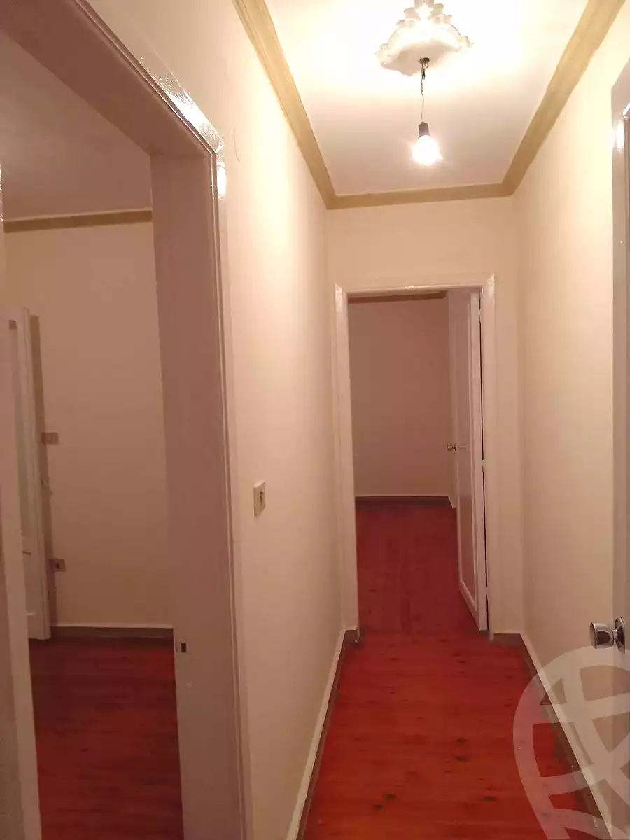 https://aqarmap.com.eg/ar/listing/7151441-for-rent-alexandria-ganaklis