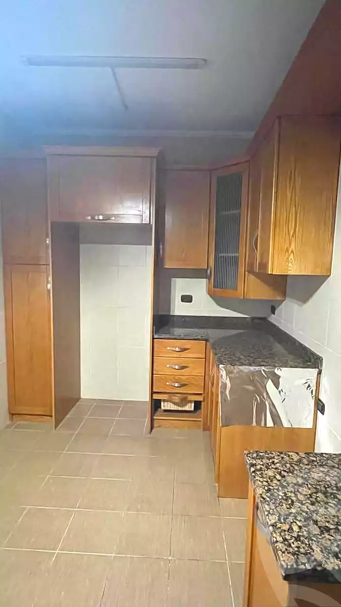 https://aqarmap.com.eg/ar/listing/7151447-for-sale-cairo-new-cairo-ganob-el-akadamiya-south-academy-b-taha-hussein-st