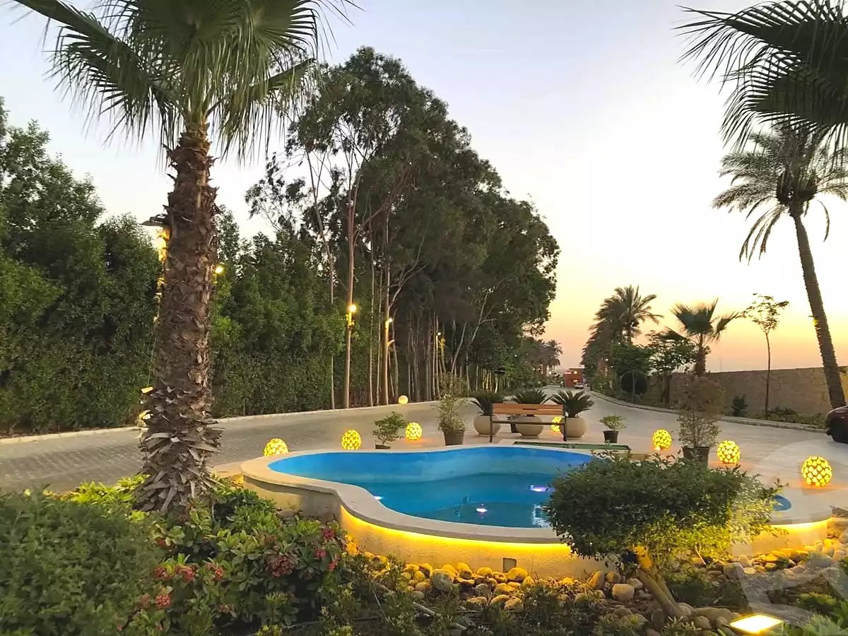 https://aqarmap.com.eg/ar/listing/7151911-for-sale-cairo-el-sheikh-zayed-city-lshykh-zyd-ljdyd-ofok-1