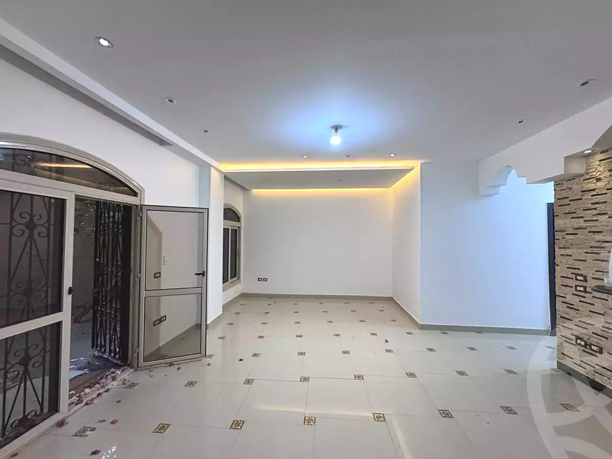 https://aqarmap.com.eg/ar/listing/7152017-for-rent-cairo-new-cairo-ganob-el-akadamiya-south-academy-h-mosaab-ibn-omair-st
