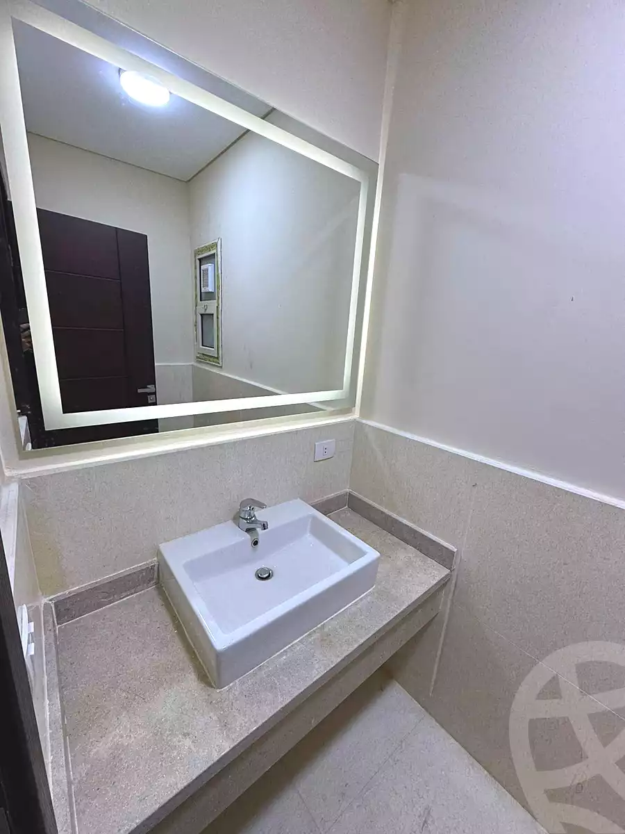 https://aqarmap.com.eg/en/listing/7152112-for-sale-cairo-new-cairo-compounds-ninety-avenue