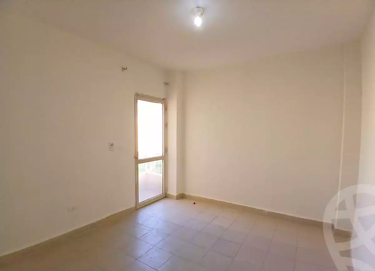 https://aqarmap.com.eg/ar/listing/7152554-for-rent-cairo-6th-of-october-el-ahyaa-neighborhood-12th-street-6