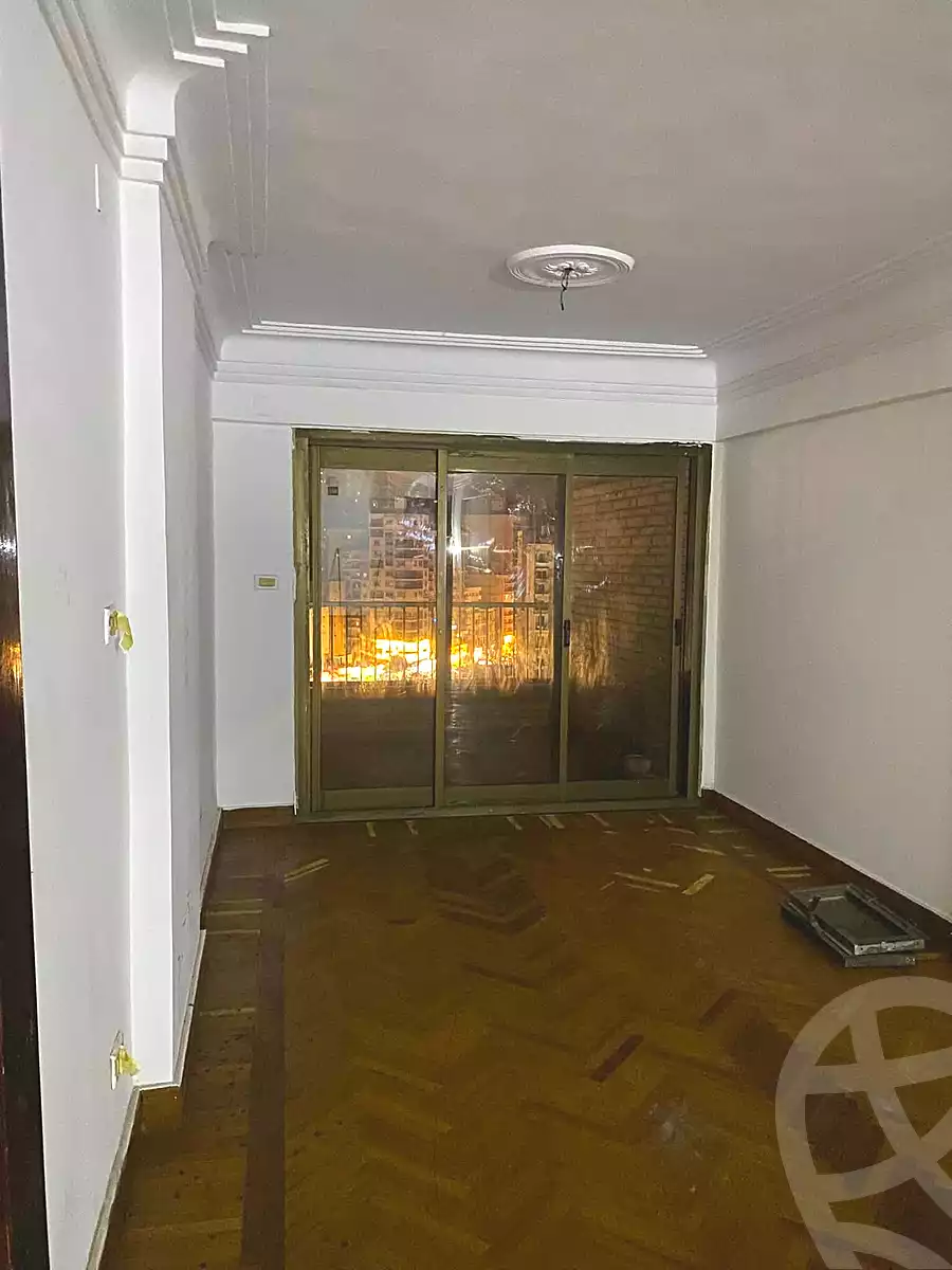 https://aqarmap.com.eg/ar/listing/7152679-for-rent-alexandria-smouha