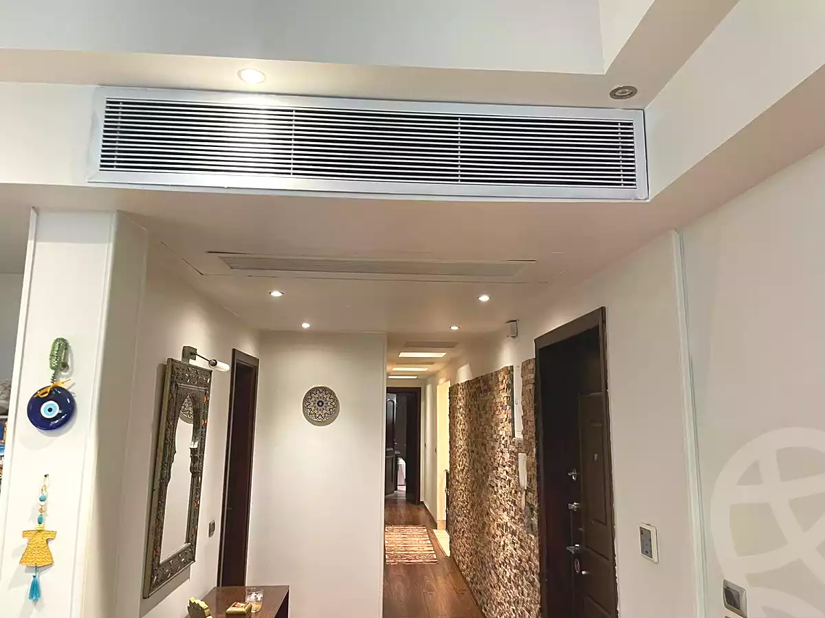 https://aqarmap.com.eg/ar/listing/7152791-for-sale-cairo-new-cairo-ganob-el-akadamiya-south-academy-a-zaid-ebn-haretha-st
