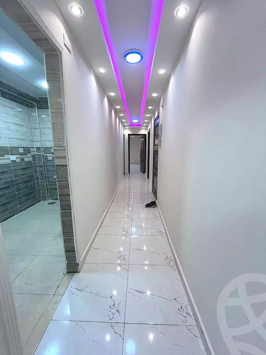 https://aqarmap.com.eg/ar/listing/7152799-for-sale-cairo-helwan-hadayek-helwan-nile-corniche-st