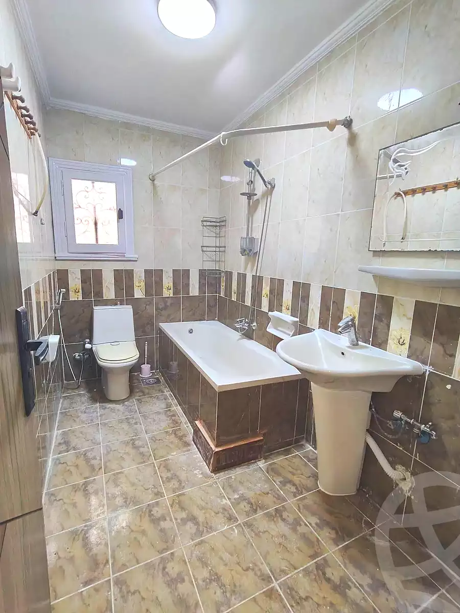 https://aqarmap.com.eg/ar/listing/7153635-for-sale-alexandria-sydy-bshr-sydy-bshr-bhry-mohamed-el-srafi-st.