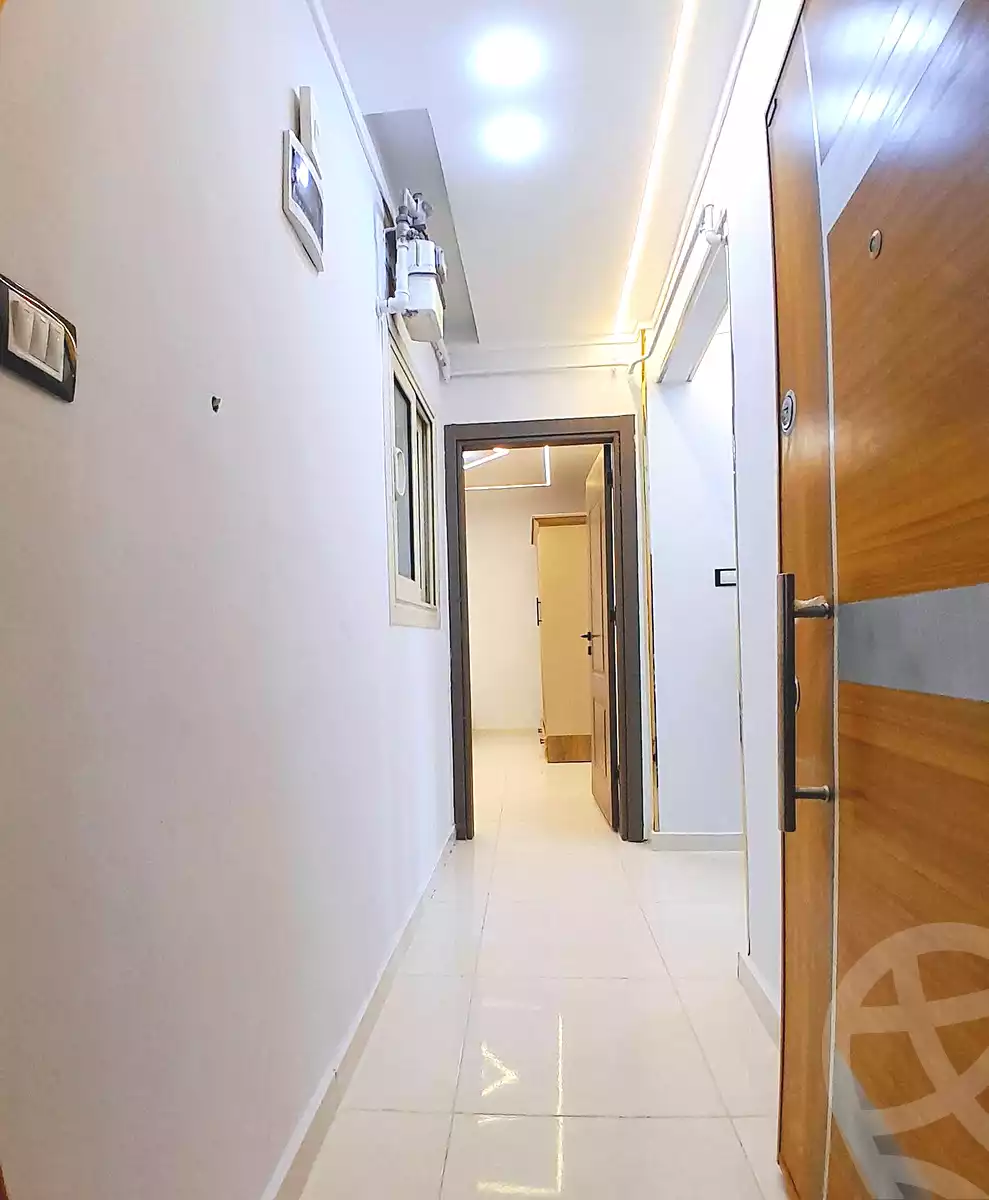 https://aqarmap.com.eg/ar/listing/7153642-for-sale-alexandria-miami-el-gaish-rd-st