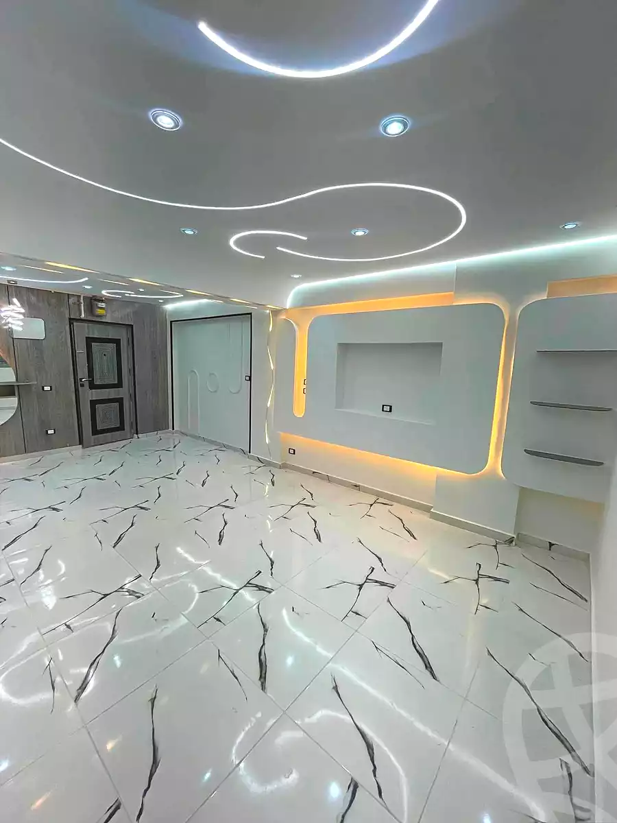 https://aqarmap.com.eg/ar/listing/7153657-for-sale-alexandria-lsywf-el-falki