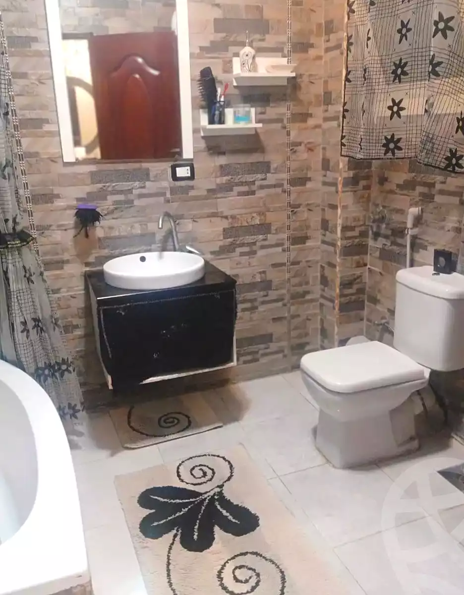 https://aqarmap.com.eg/ar/listing/7153678-for-sale-alexandria-el-asafra-shr-45