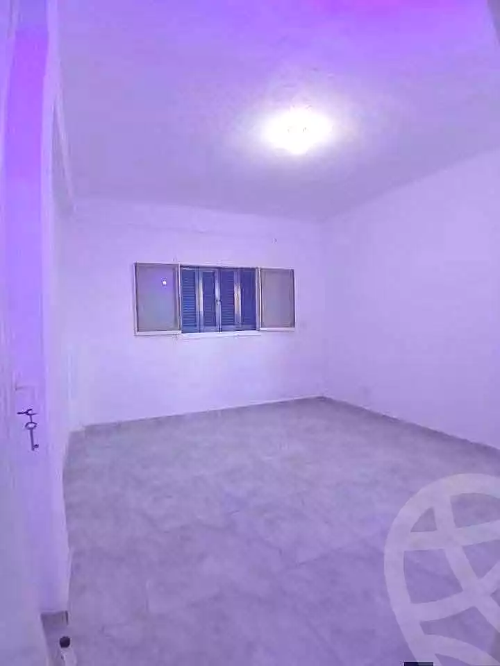 https://aqarmap.com.eg/ar/listing/7153708-for-rent-alexandria-al-agamy-lbytsh-al-samalehy-1-st