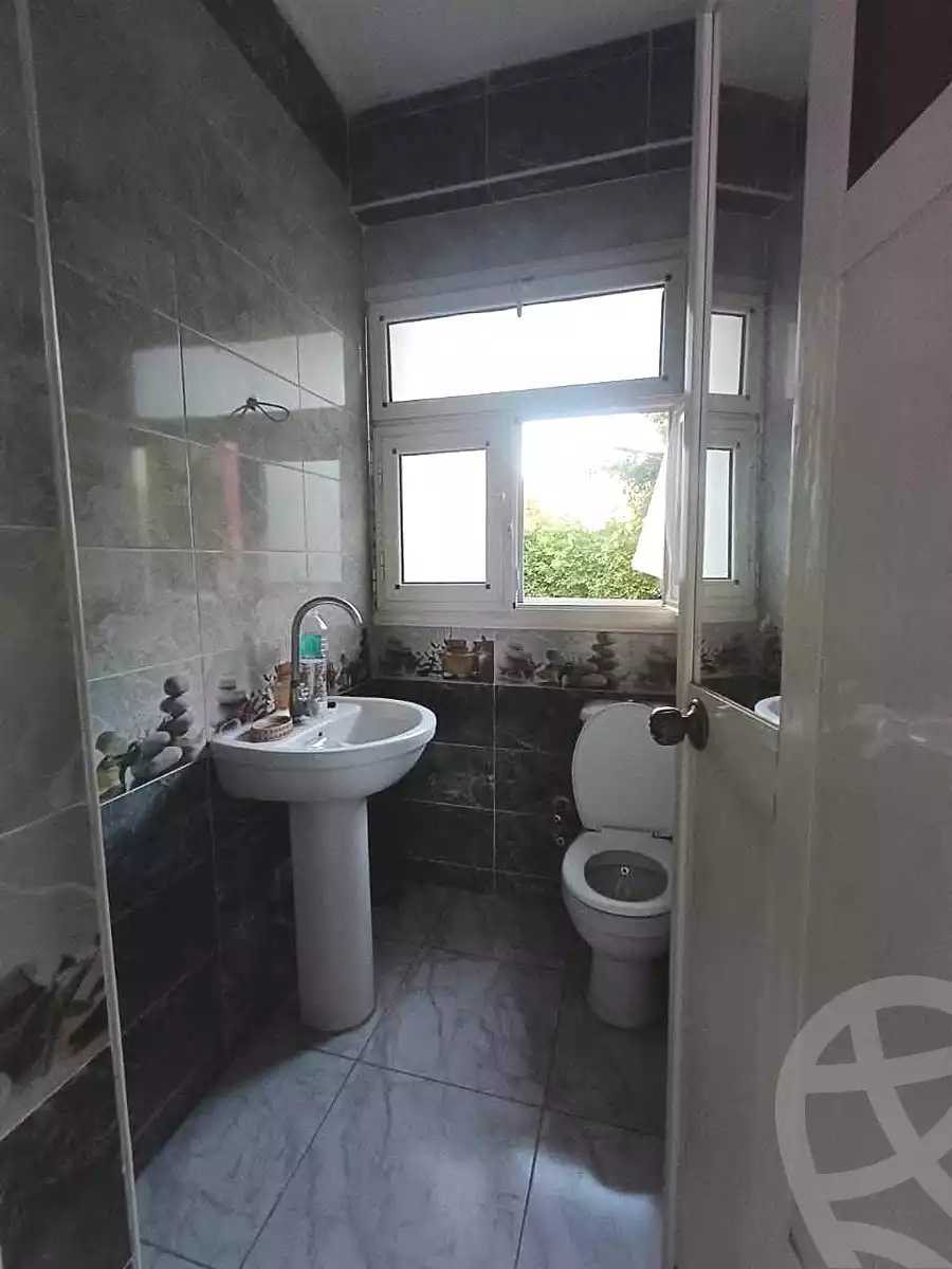 https://aqarmap.com.eg/ar/listing/7153708-for-rent-alexandria-al-agamy-lbytsh-al-samalehy-1-st