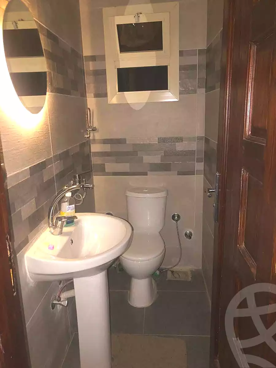 https://aqarmap.com.eg/ar/listing/7153785-for-sale-cairo-helwan-hadayek-helwan-nile-corniche-st