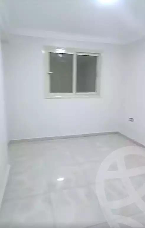 https://aqarmap.com.eg/en/listing/7153809-for-sale-cairo-helwan-hadayek-helwan-nile-corniche-st