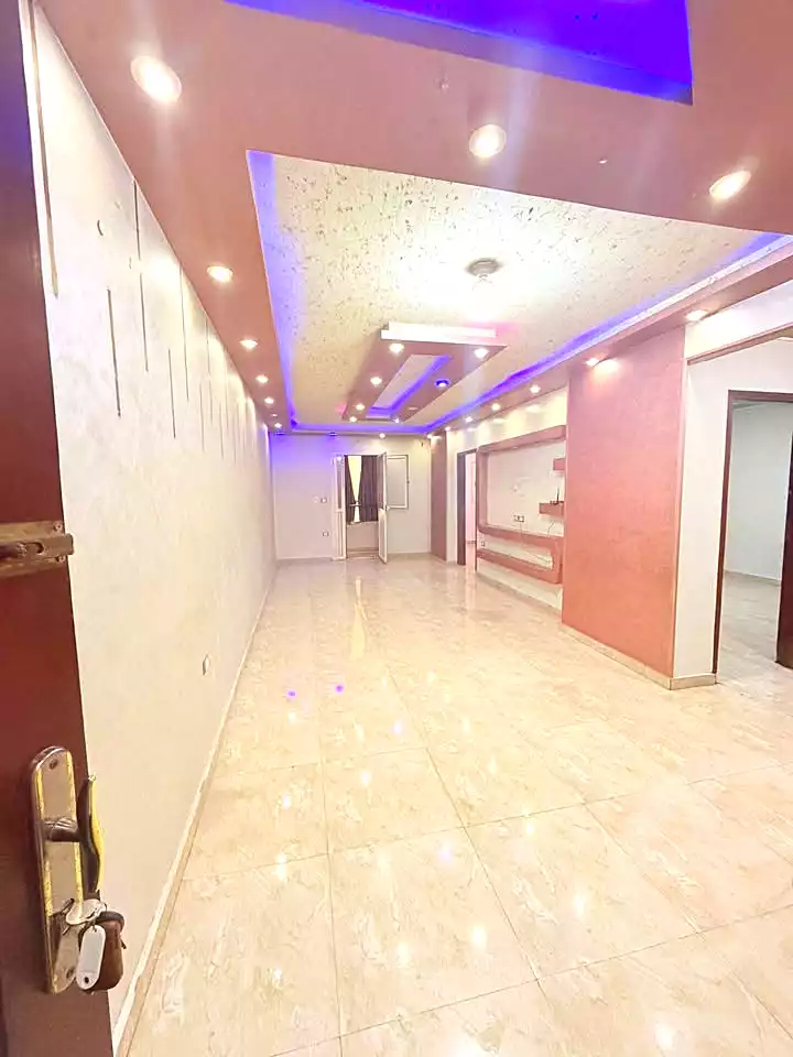 https://aqarmap.com.eg/en/listing/7153911-for-rent-cairo-elnozha-Streettt-27