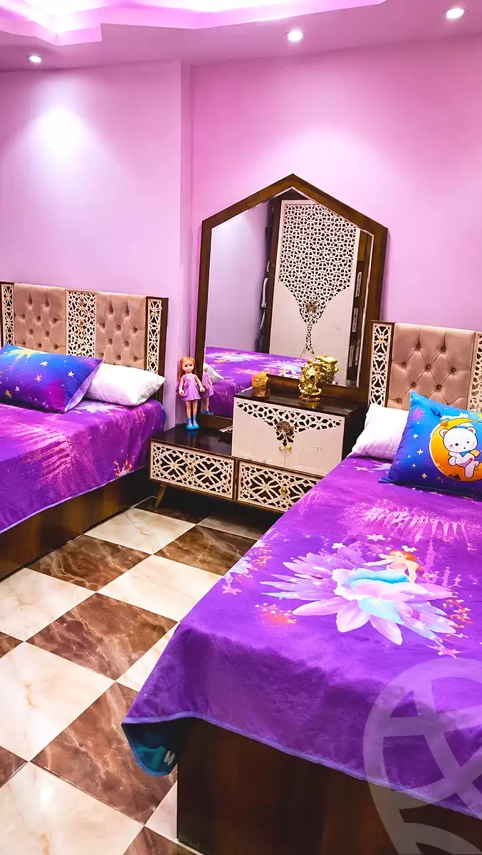 https://aqarmap.com.eg/ar/listing/7153949-for-sale-cairo-helwan-hadayek-helwan-nile-corniche-st