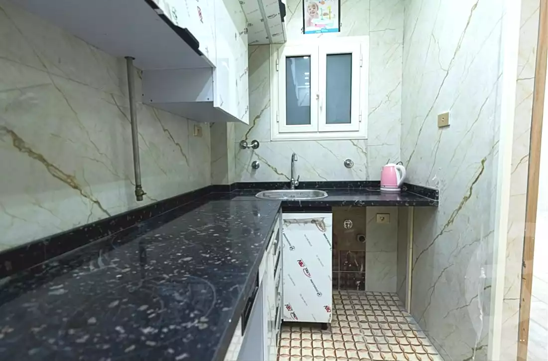 https://aqarmap.com.eg/ar/listing/7154025-for-rent-alexandria-ganaklis
