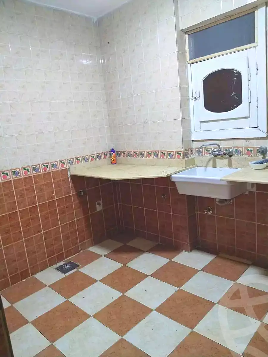 https://aqarmap.com.eg/en/listing/7154203-for-rent-alexandria-sydy-bshr-sydy-bshr-bhry-shr-mhmwd-l-yswy