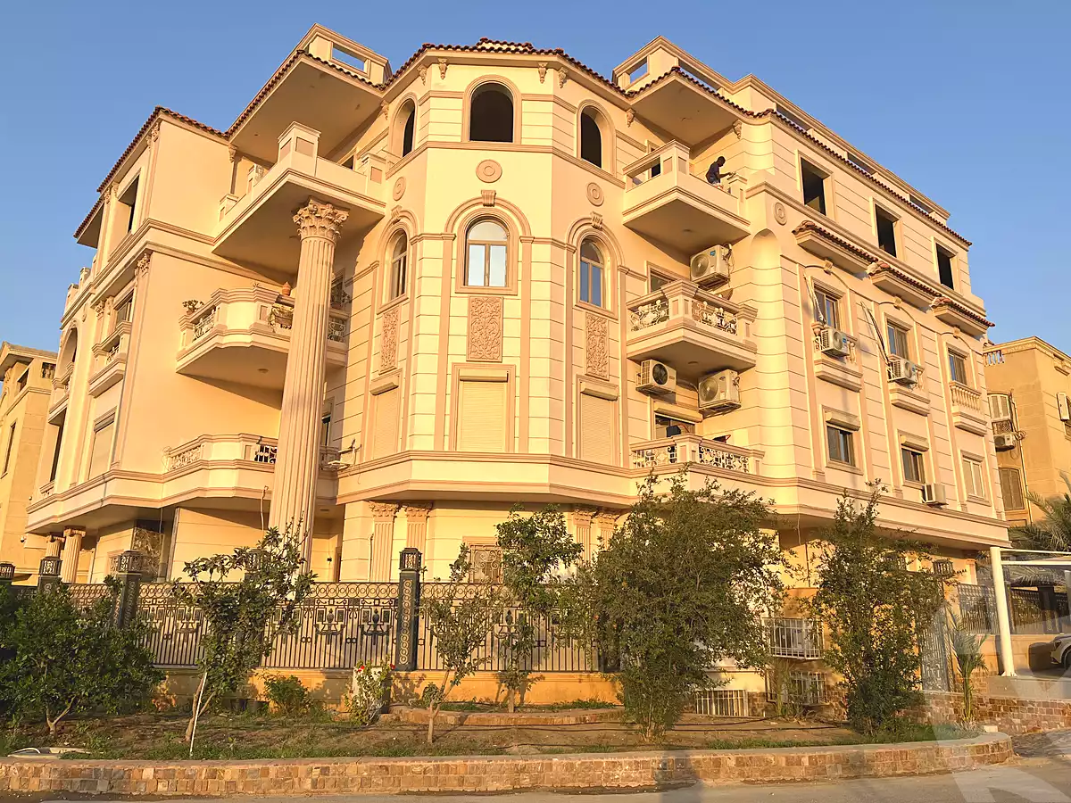 https://aqarmap.com.eg/ar/listing/7154287-for-sale-cairo-new-cairo-ganob-el-akadamiya-orouba-axis
