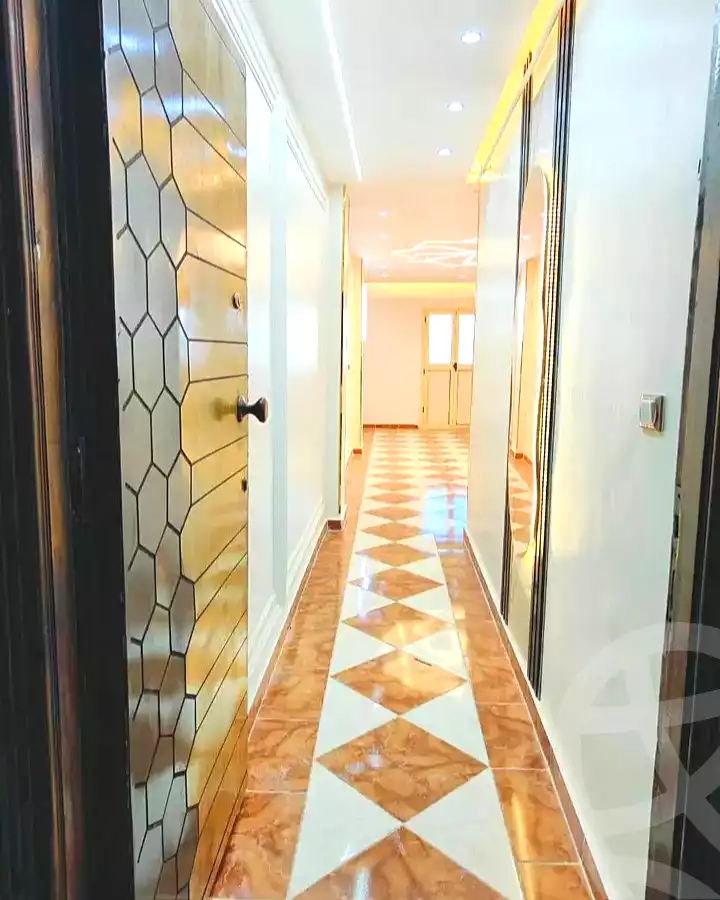 https://aqarmap.com.eg/en/listing/7154390-for-sale-alexandria-al-agamy-el-hanouvel-abo-el-shawareb-st