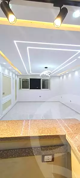https://aqarmap.com.eg/en/listing/7154444-for-sale-cairo-helwan-hadayek-helwan-nile-corniche-st