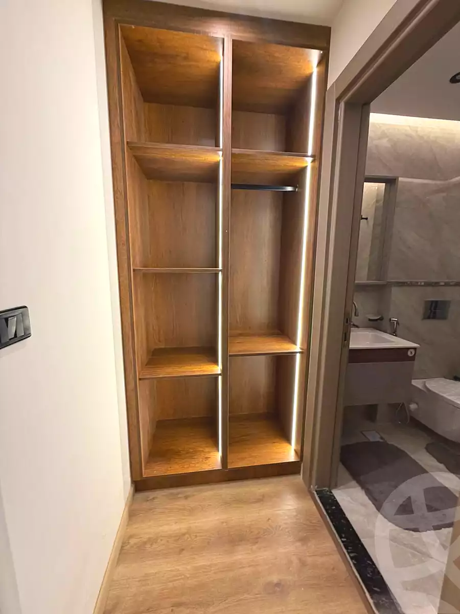 https://aqarmap.com.eg/en/listing/7154653-for-sale-cairo-new-administrative-capital-r8-moraya-edge-stone