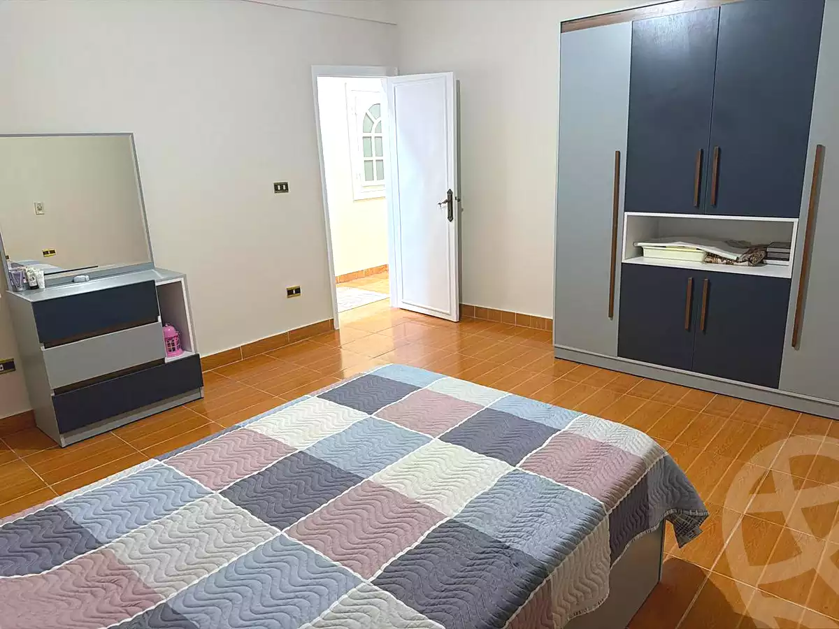 https://aqarmap.com.eg/ar/listing/7154704-for-sale-cairo-new-cairo-el-narges-el-narges-omarat-youssef-el-gendy-st