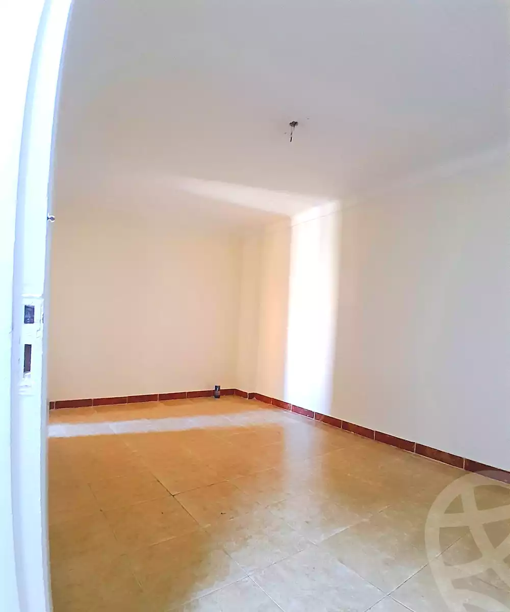 https://aqarmap.com.eg/en/listing/7154747-for-sale-alexandria-el-asafra-l-sfr-bhry