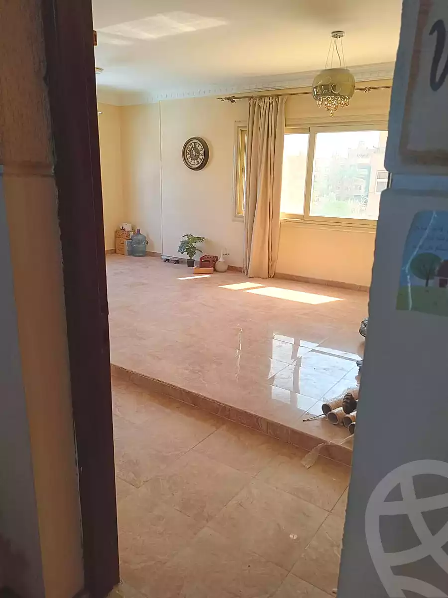 https://aqarmap.com.eg/ar/listing/7154763-for-rent-cairo-6th-of-october-el-ahyaa-neighborhood-3rd-al-hay-al-thalith-st
