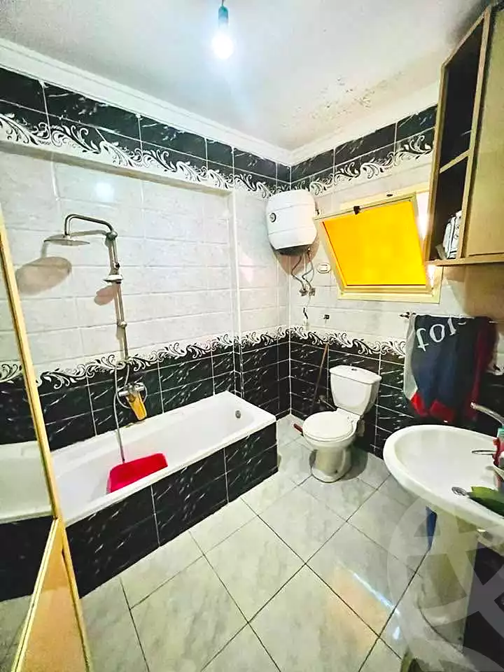 https://aqarmap.com.eg/ar/listing/7154839-for-sale-alexandria-al-agamy-lbytsh-shahr-al-assal-st