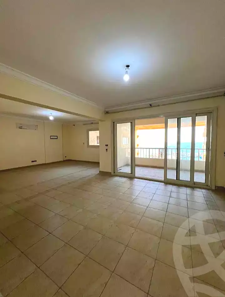 https://aqarmap.com.eg/ar/listing/7154975-for-sale-alexandria-lauran