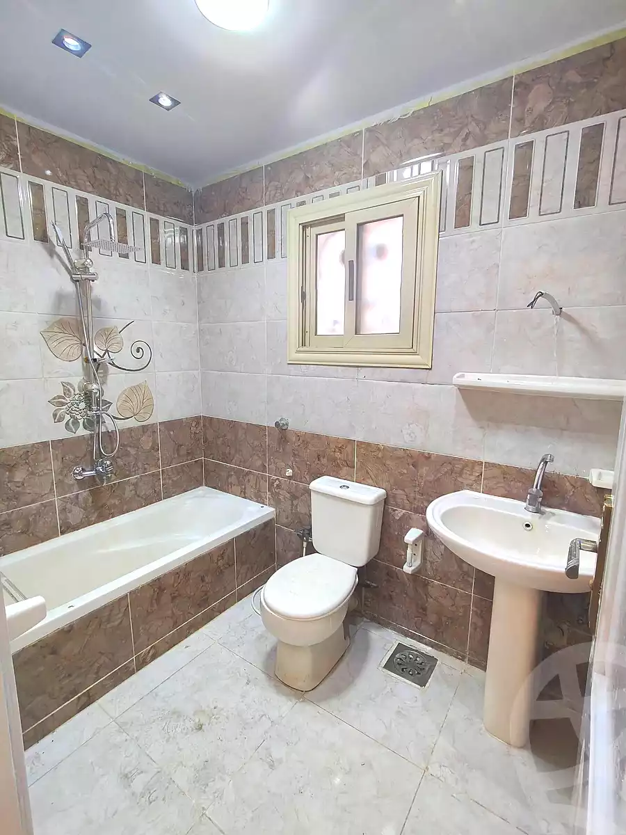https://aqarmap.com.eg/ar/listing/7155001-for-sale-alexandria-sydy-bshr-sydy-bshr-bhry-shr-khld-bn-lwlyd
