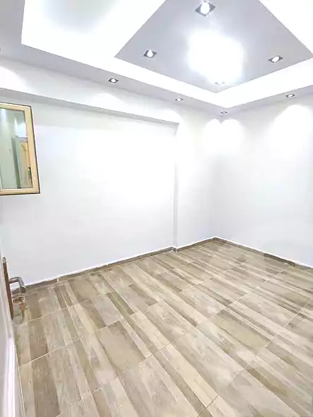 https://aqarmap.com.eg/ar/listing/7155033-for-sale-alexandria-sydy-bshr-sydy-bshr-bhry-shr-khld-bn-lwlyd