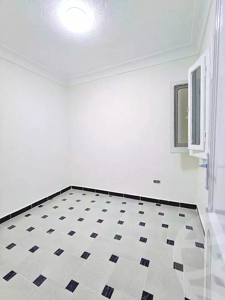 https://aqarmap.com.eg/ar/listing/7155110-for-sale-alexandria-al-agamy-shataa-el-nakheel