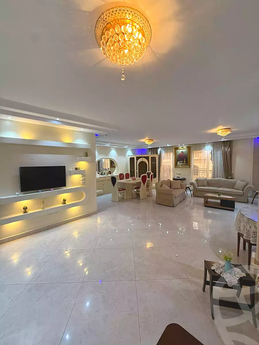 https://aqarmap.com.eg/ar/listing/7155111-for-sale-cairo-new-cairo-south-investors-zizinia-st