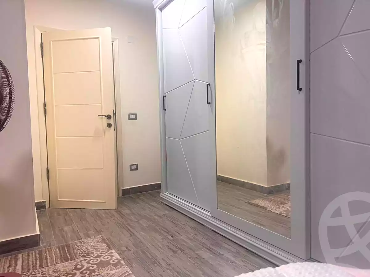 https://aqarmap.com.eg/ar/listing/7155342-for-sale-cairo-new-cairo-compounds-sakan